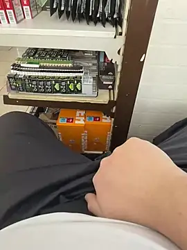 buri232 online show from March 9, 2025, 11:03 am