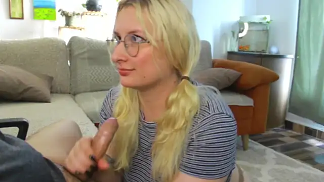 andycherry secrets  online show from May 19, 2026, 3:51 pm