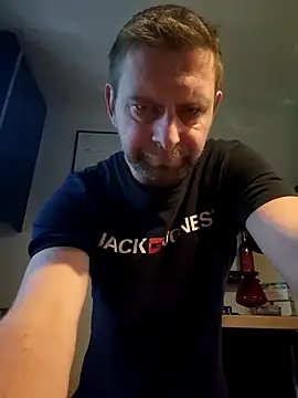 Mjn34 online show from October 27, 2025, 7:01 am