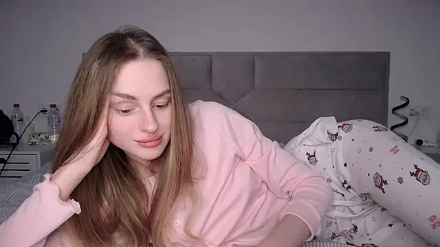 Snapshot of RIta_orr chatting on February 12, 2026, 1:50 pm RIta orr online show from February 12, 2026, 1:50 pm