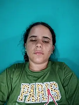 Snapshot of ValeriaSantos- chatting on March 6, 2026, 2:13 pm ValeriaSantos- online show from March 6, 2026, 2:13 pm