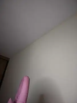 lunablossom  online show from September 26, 2025, 8:24 pm