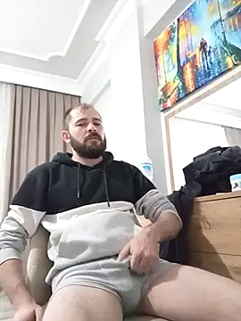 NiiiRvaNaa online show from November 16, 2025, 5:13 am