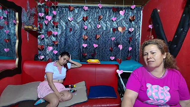 lesbiancuple online show from February 13, 2025, 12:46 am
