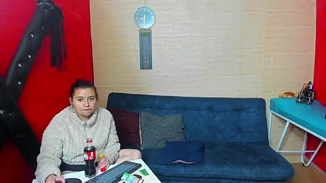 lesbiancuple online show from September 12, 2025, 1:06 am