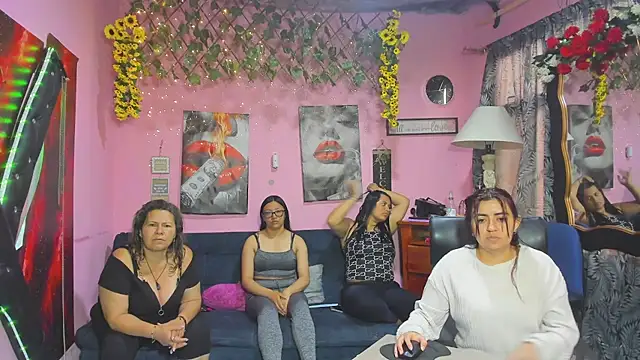 Snapshot of lesbiancuple chatting on April 13, 2026, 11:59 am lesbiancuple online show from April 13, 2026, 11:59 am