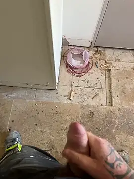 RenaudS-02 online show from April 18, 2026, 11:14 am