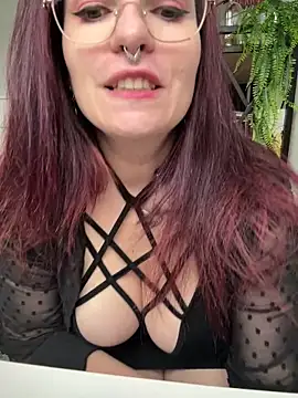 LunaMoongirl online show from December 17, 2024, 12:43 pm