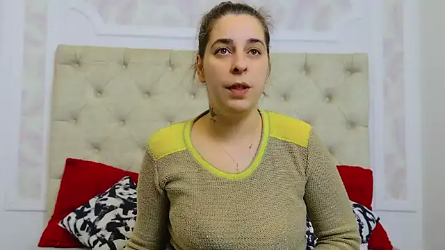 KarinaNoir online show from February 19, 2025, 4:55 am