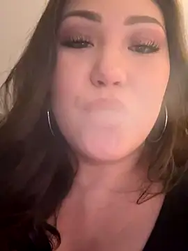 RosieDixx online show from December 4, 2025, 4:44 am