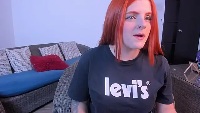 kimbrownn online show from February 7, 2025, 12:28 pm