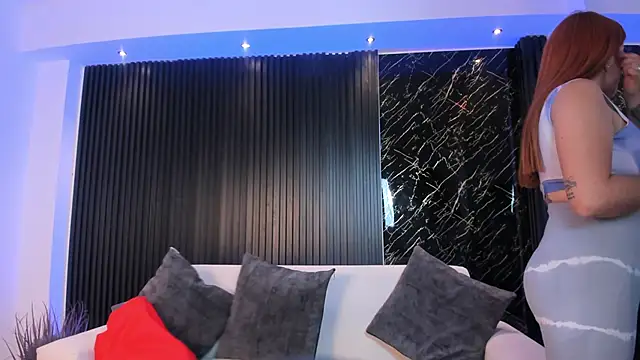 kimbrownn online show from March 11, 2025, 12:28 pm