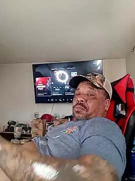 Snapshot of yellowwetfox chatting on March 2, 2025, 9:11 pm yellowwetfox online show from March 2, 2025, 9:11 pm