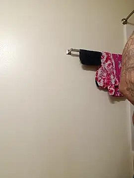 yellowwetfox online show from March 10, 2026, 2:00 pm