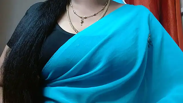 tamilharini online show from October 6, 2025, 4:32 am