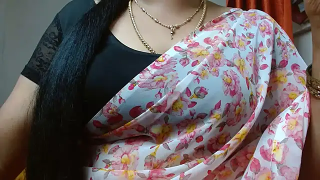 tamilharini online show from October 7, 2025, 7:27 am