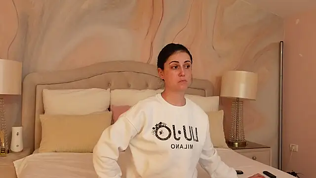 OliviaSirena online show from February 22, 2025, 7:58 pm