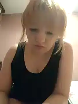 stefanyharper16 online show from March 20, 2025, 4:31 pm