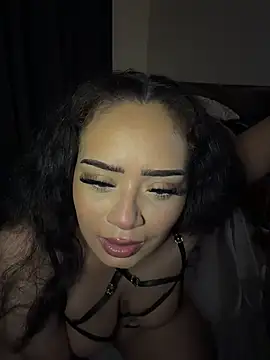 Snapshot of CarmelaAnthony chatting on October 31, 2025, 1:23 pm CarmelaAnthony online show from October 31, 2025, 1:23 pm