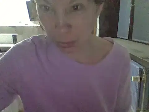 Moi Lina online show from March 18, 2025, 11:42 pm