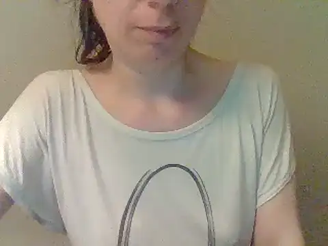 Moi Lina online show from June 27, 2026, 12:15 am