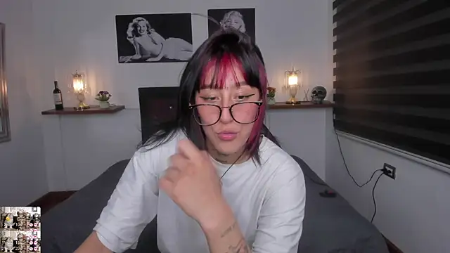 Snapshot of Mariana_Joness chatting on February 20, 2025, 8:50 am Mariana Joness online show from February 20, 2025, 8:50 am