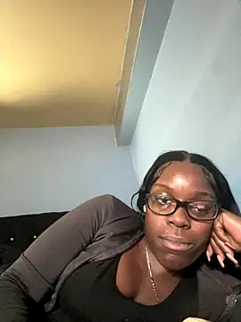 ChocolateBuns101 online show from November 13, 2025, 8:30 pm