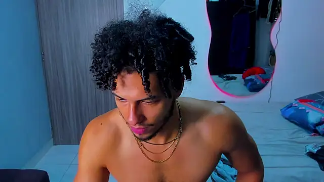 Kris Khalifa69 online show from December 14, 2025, 5:51 pm