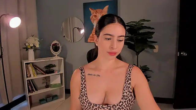 LiaPearce online show from January 13, 2026, 1:49 pm