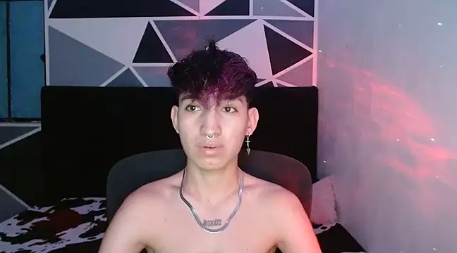 littlextreme online show from December 10, 2024, 12:28 am