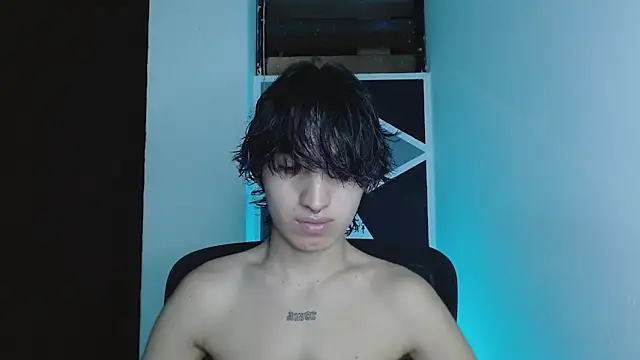 littlextreme online show from March 9, 2026, 1:42 am