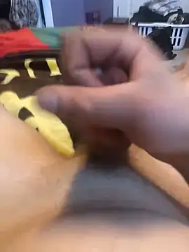 Hugetings online show from January 5, 2025, 9:47 pm