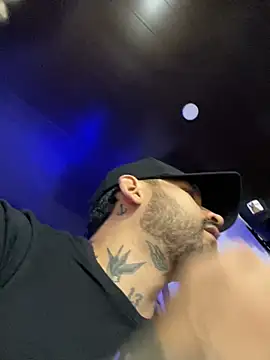 CamiloGray  online show from January 28, 2025, 1:49 pm