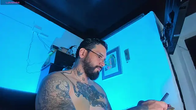 CamiloGray  online show from October 24, 2025, 2:24 pm