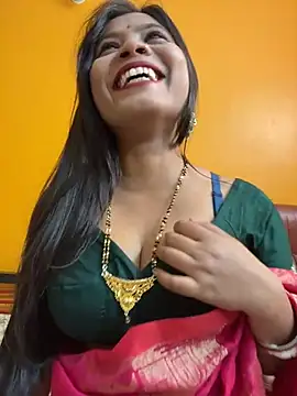 wow-wow-sexy online show from July 5, 2026, 5:42 pm