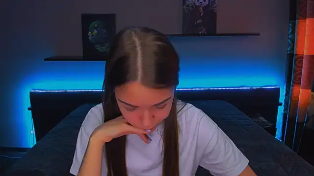 AlexaBarkley online show from March 11, 2025, 6:21 am