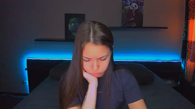 AlexaBarkley online show from April 7, 2026, 12:44 am