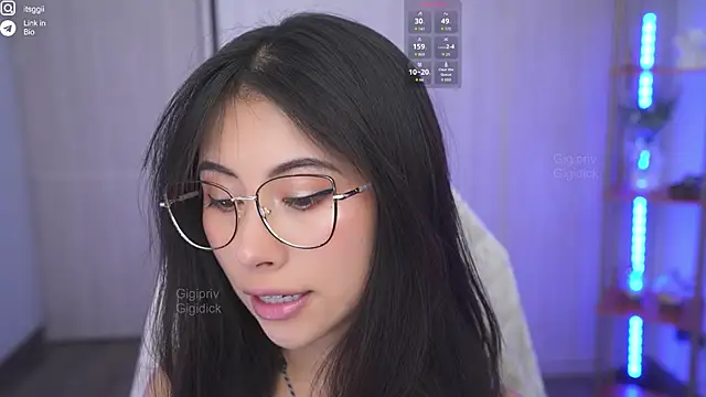 Snapshot of Gigi_ohlala chatting on September 12, 2025, 7:47 pm Gigi ohlala online show from September 12, 2025, 7:47 pm