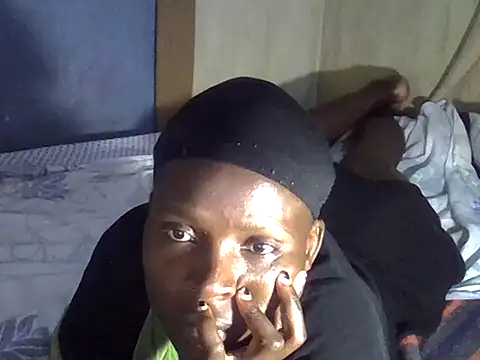 cute-shamza online show from December 3, 2025, 5:44 pm