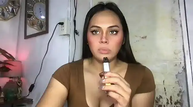 Snapshot of _MissKhimberlyXxx_ chatting on February 4, 2025, 4:29 pm  MissKhimberlyXxx  online show from February 4, 2025, 4:29 pm