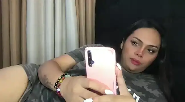 Snapshot of _MissKhimberlyXxx_ chatting on February 23, 2025, 4:35 pm  MissKhimberlyXxx  online show from February 23, 2025, 4:35 pm