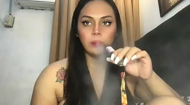 Snapshot of _MissKhimberlyXxx_ chatting on March 8, 2025, 1:50 am  MissKhimberlyXxx  online show from March 8, 2025, 1:50 am