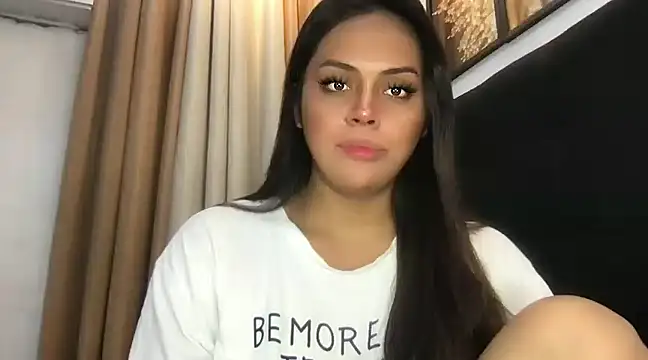 Snapshot of _MissKhimberlyXxx_ chatting on March 11, 2025, 9:02 am  MissKhimberlyXxx  online show from March 11, 2025, 9:02 am