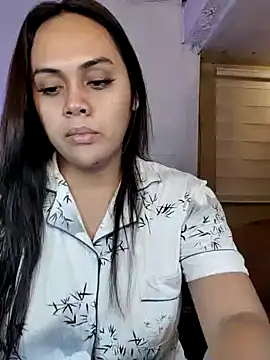 Snapshot of _MissKhimberlyXxx_ chatting on October 25, 2025, 12:56 pm  MissKhimberlyXxx  online show from October 25, 2025, 12:56 pm