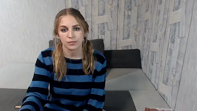 Pilly green  online show from March 16, 2025, 10:44 am