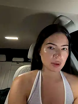 clairewntr online show from October 20, 2025, 7:47 pm