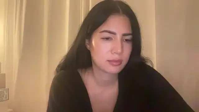 clairewntr online show from February 21, 2026, 10:33 pm