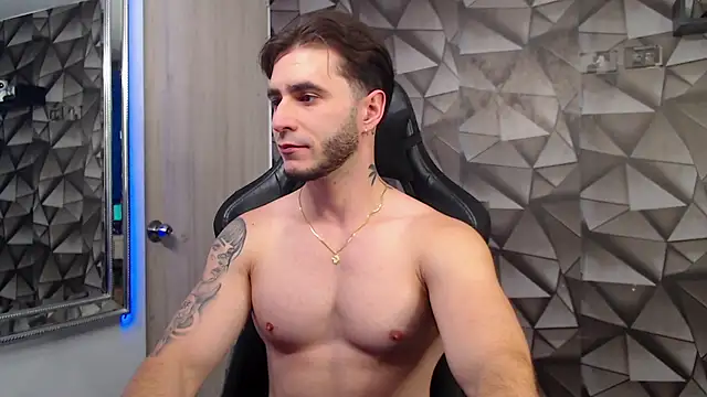 Latino stud4u online show from November 15, 2025, 12:19 am