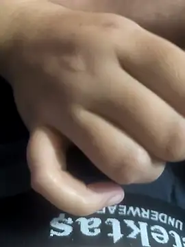 Snapshot of LovlyAnnie chatting on February 14, 2026, 8:00 am LovlyAnnie online show from February 14, 2026, 8:00 am