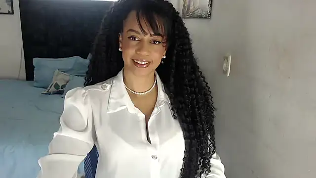 yeli xxx online show from December 5, 2025, 4:14 pm